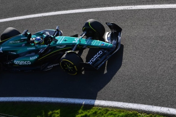 关于红牛二队轻取迈凯伦，汉密尔顿带队取胜的信息